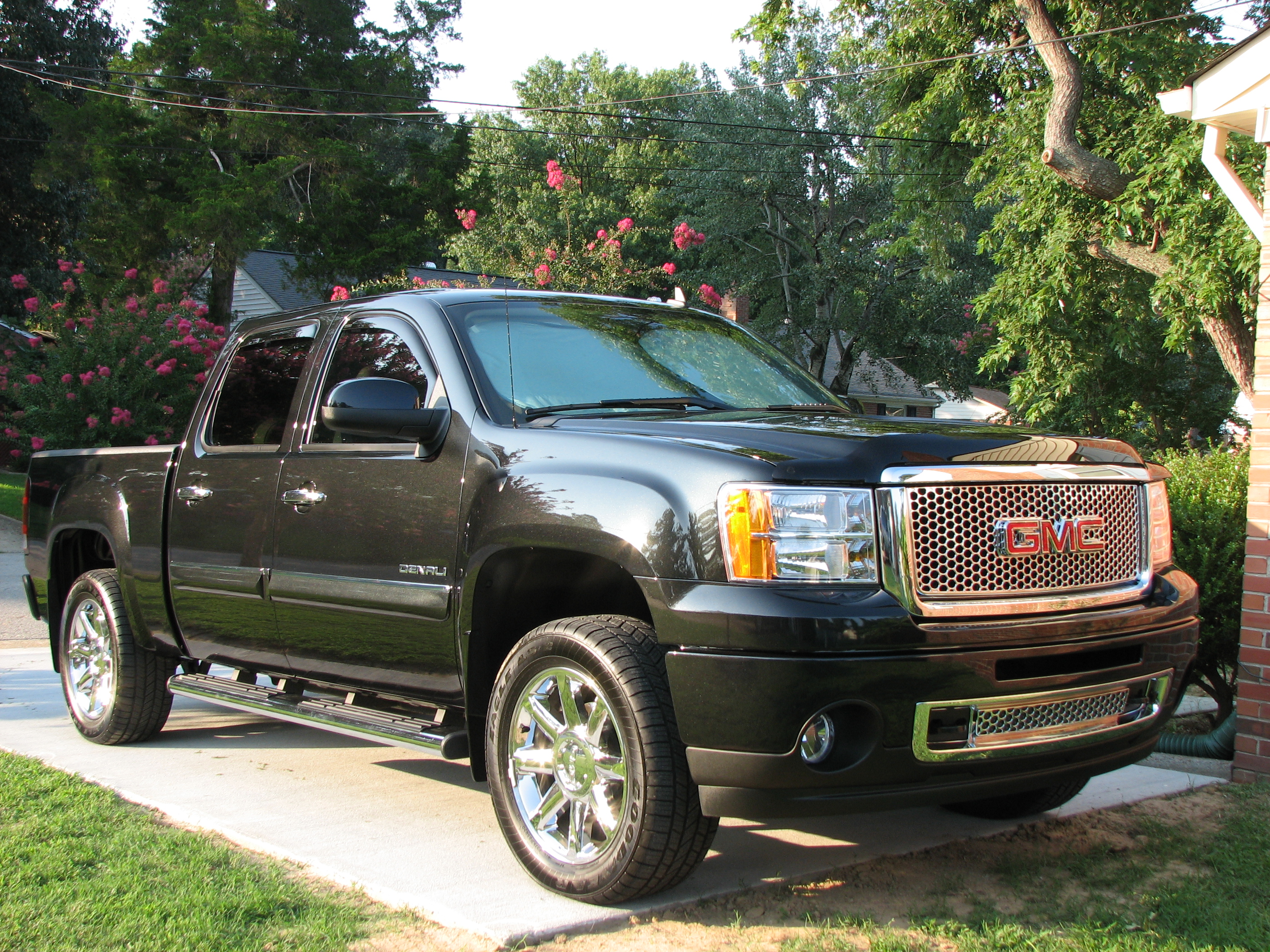 2in Leveling kit installed_2.jpg